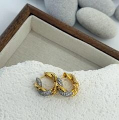 14K Altın Kaplama Pirinç Küpe – Zarif Örgü Tasarım, Parlak Taş Detaylı, Modern ve Şık Kadın Küpe Modelleri