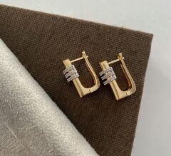 14K Altın Kaplama Pirinç Küpe – Modern Dikdörtgen Tasarım, Üçlü Taşlı Detaylı, Şık ve Zarif Kadın Küpe Modelleri