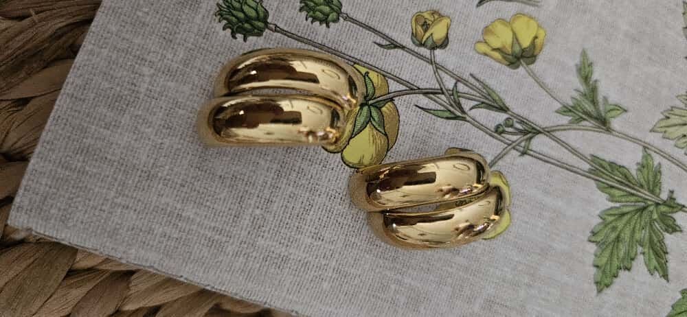 Minimalist Tasarım Çelik Küpe – Altın Kaplama, Parlak Yüzey, Zarif Günlük Takı