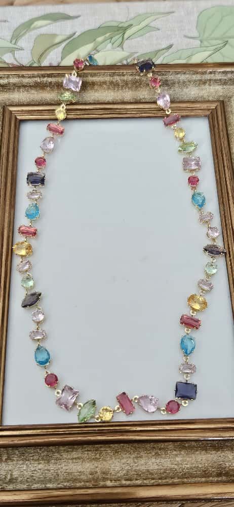 Zirkon Taşlı Renkli Pirinç Kolye – Altın Kaplama, Zarif ve Canlı Tasarım