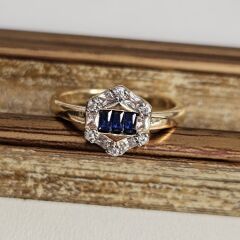 Pirinç Üzeri Altın Kaplama Taşlı Yüzük – Ayarlanabilir Kadın Takı Kırmızı ve Mavi Taş Seçenekli