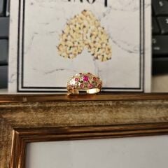 El İşçiliği Vintage Tasarım Pirinç Üzeri Altın Kaplama Yüzük – Kırmızı Taşlı Özel Kadın Takı