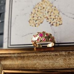 El İşçiliği Vintage Tasarım Pirinç Üzeri Altın Kaplama Yüzük – Kırmızı Taşlı Özel Kadın Takı