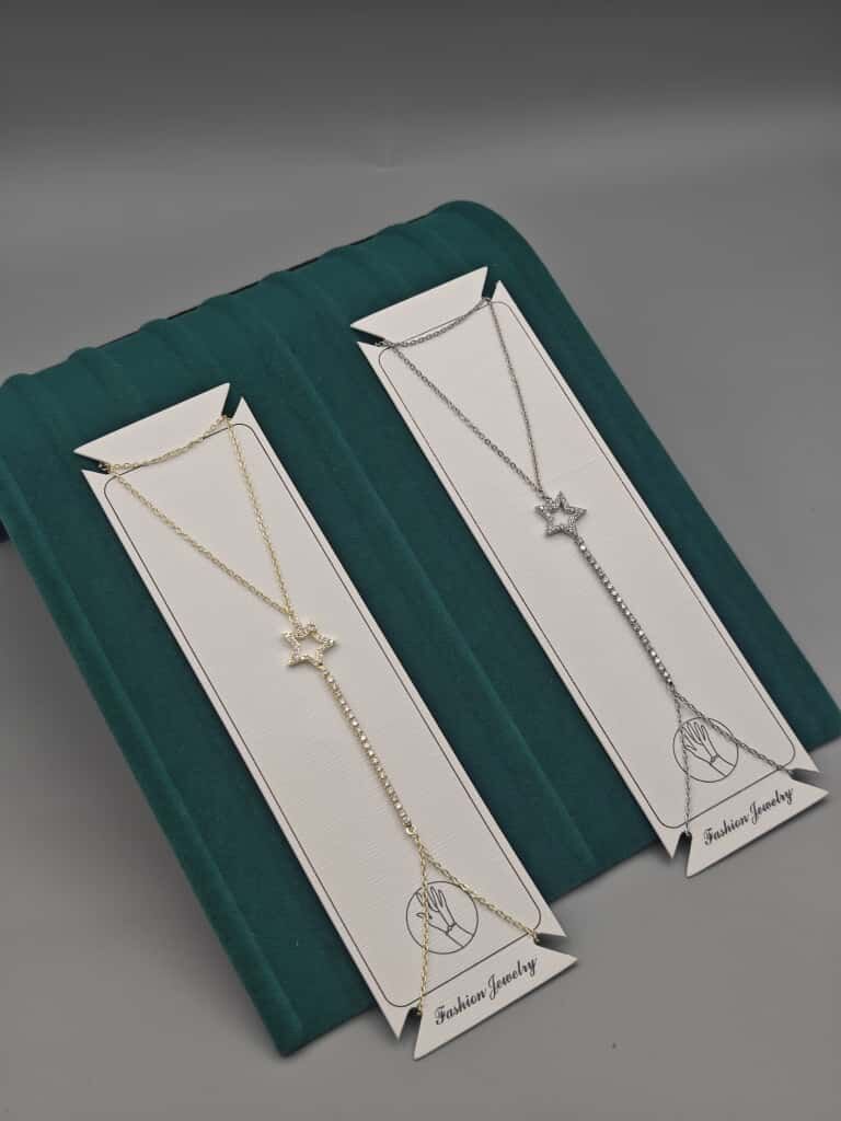 Altın Kaplama Şahmeran – Yıldız Figürlü İnce Zincir Zarif Tasarım