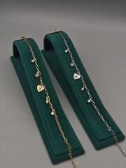 Pirinç Üzeri Altın Kaplama Kalp ve Taş Detaylı Zarif Bileklik